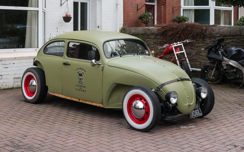 Volkswagen 221 photo