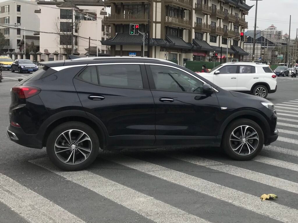 Buick Encore Gx photo