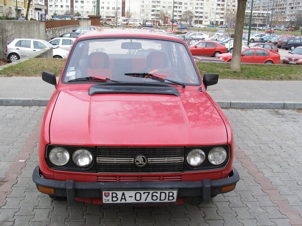 Škoda 120 LS photo