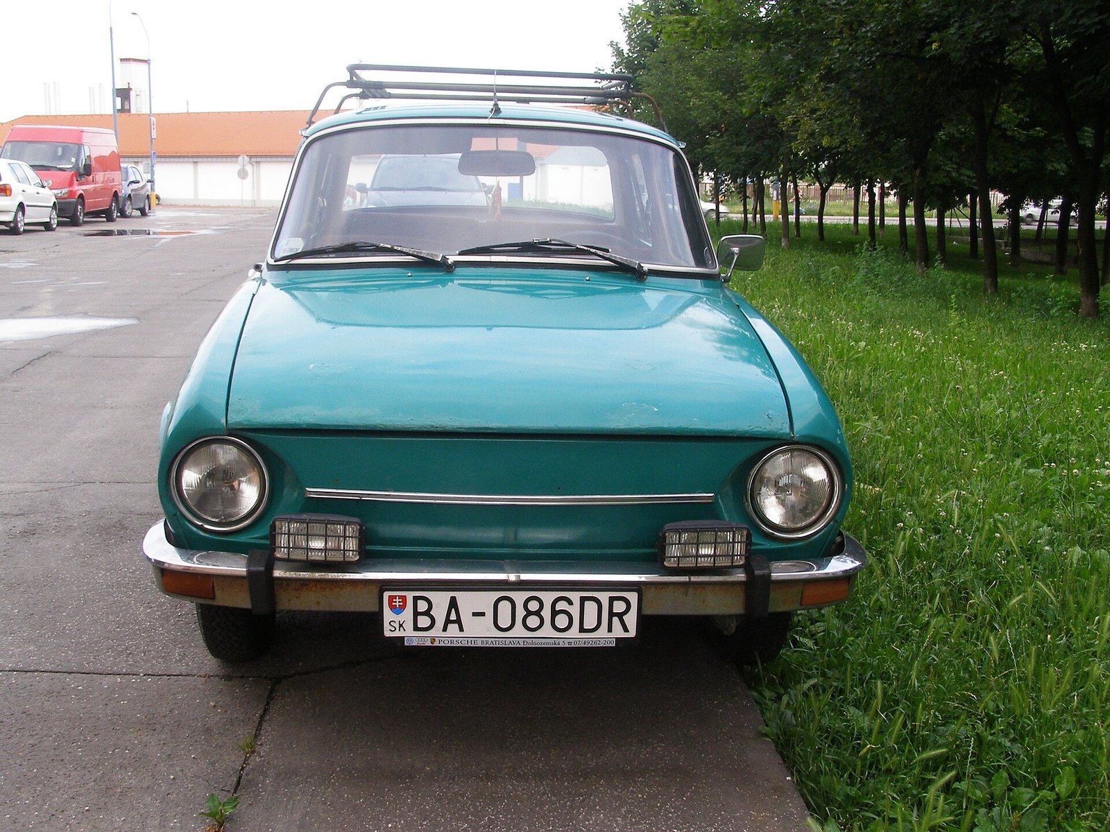 Škoda 100