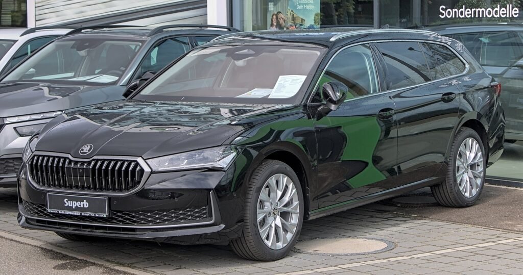 Škoda Superb photo