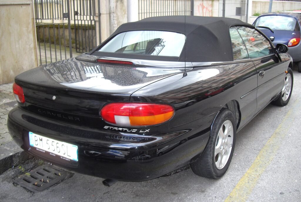 Chrysler Stratus photo