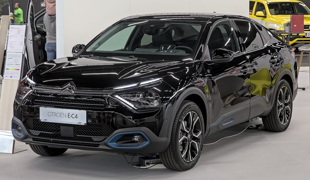 Citroën E-C4 X photo
