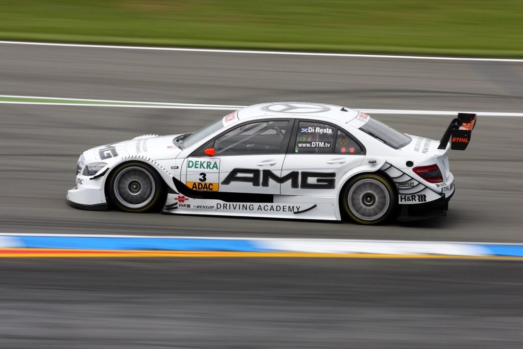 Mercedes-Benz Clase photo