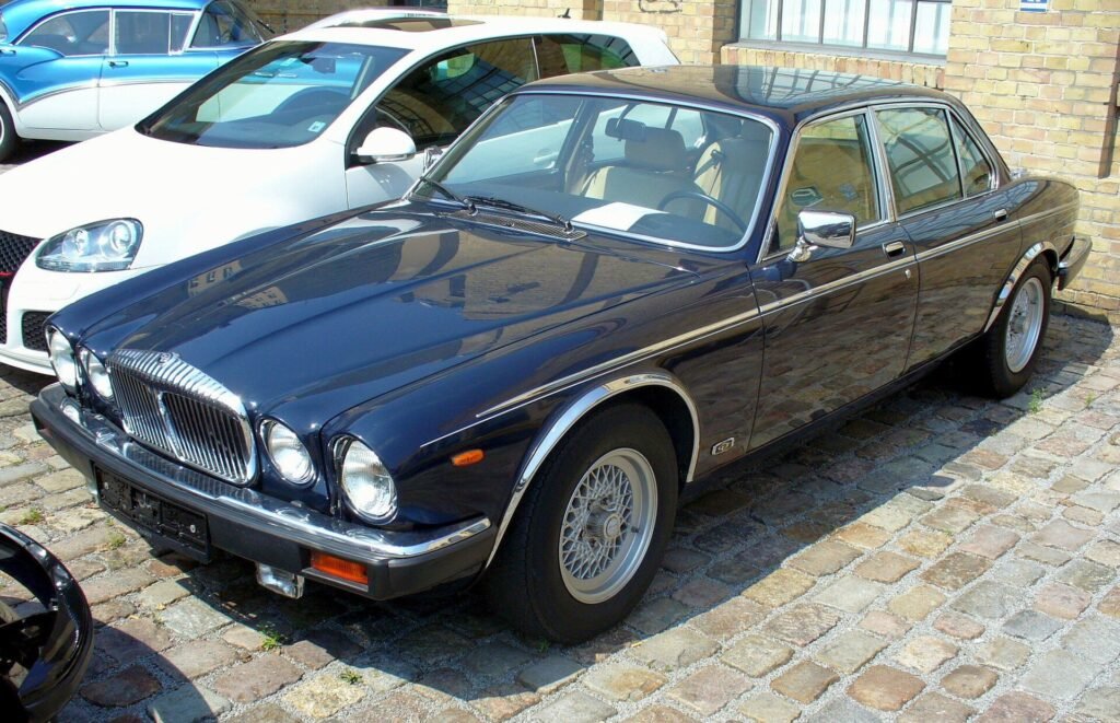 Daimler Xj photo