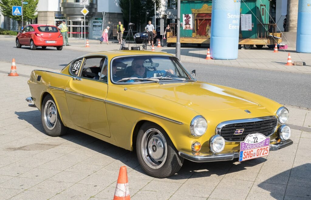Volvo P1800 photo