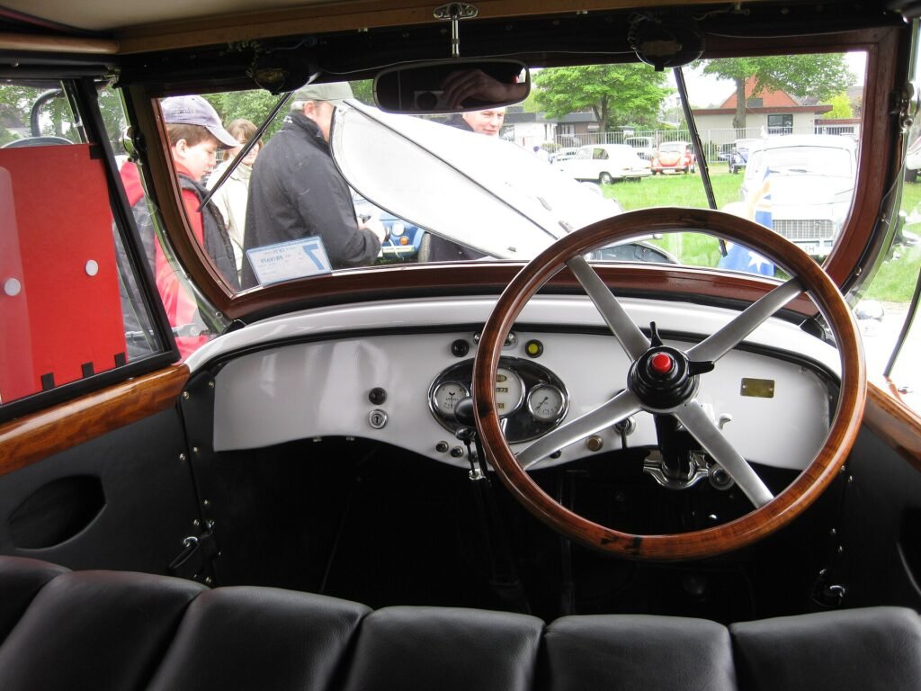 Dodge Four photo