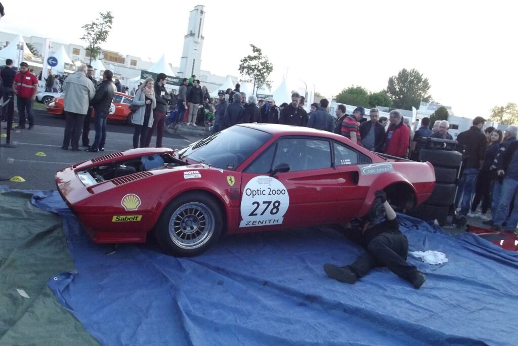 Ferrari 308 GTB photo