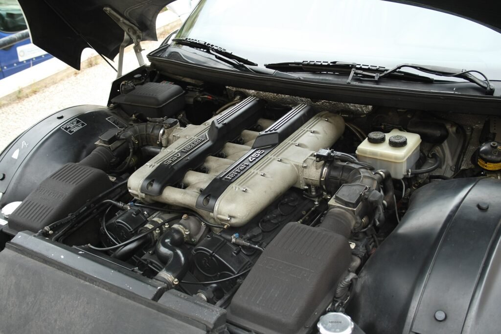 Ferrari 456 photo