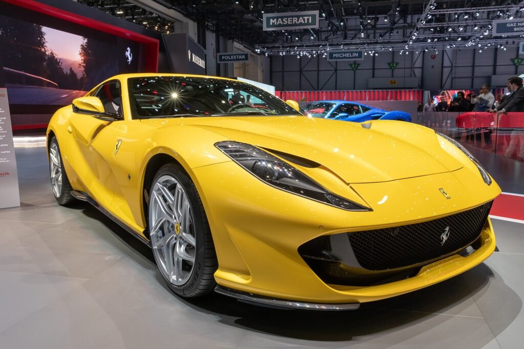 Ferrari 812 Superfast photo