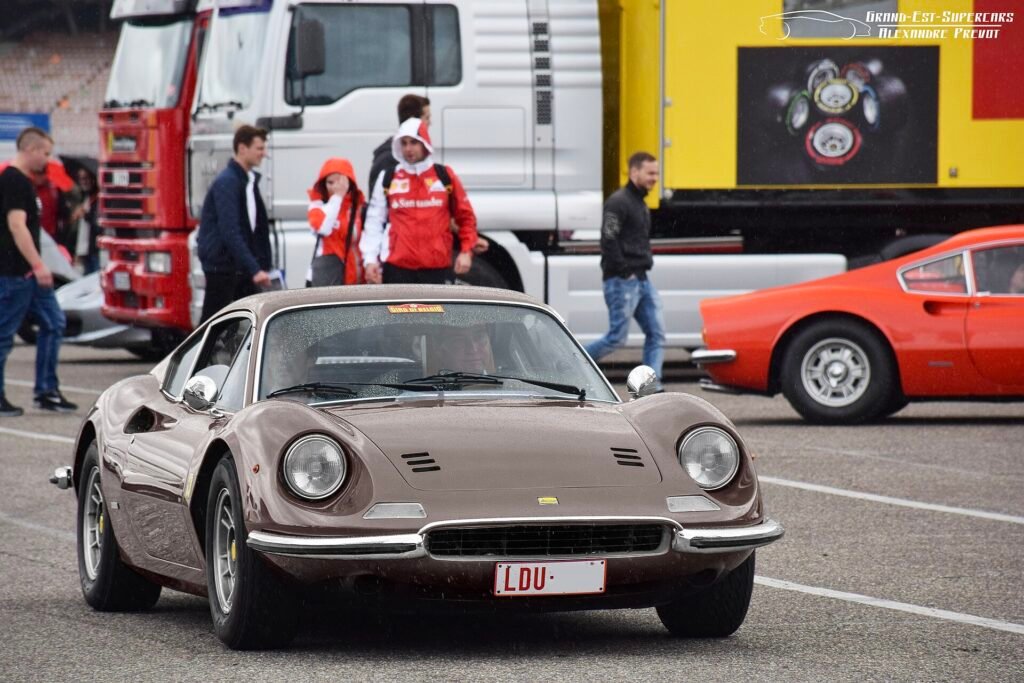 Ferrari Dino GT photo