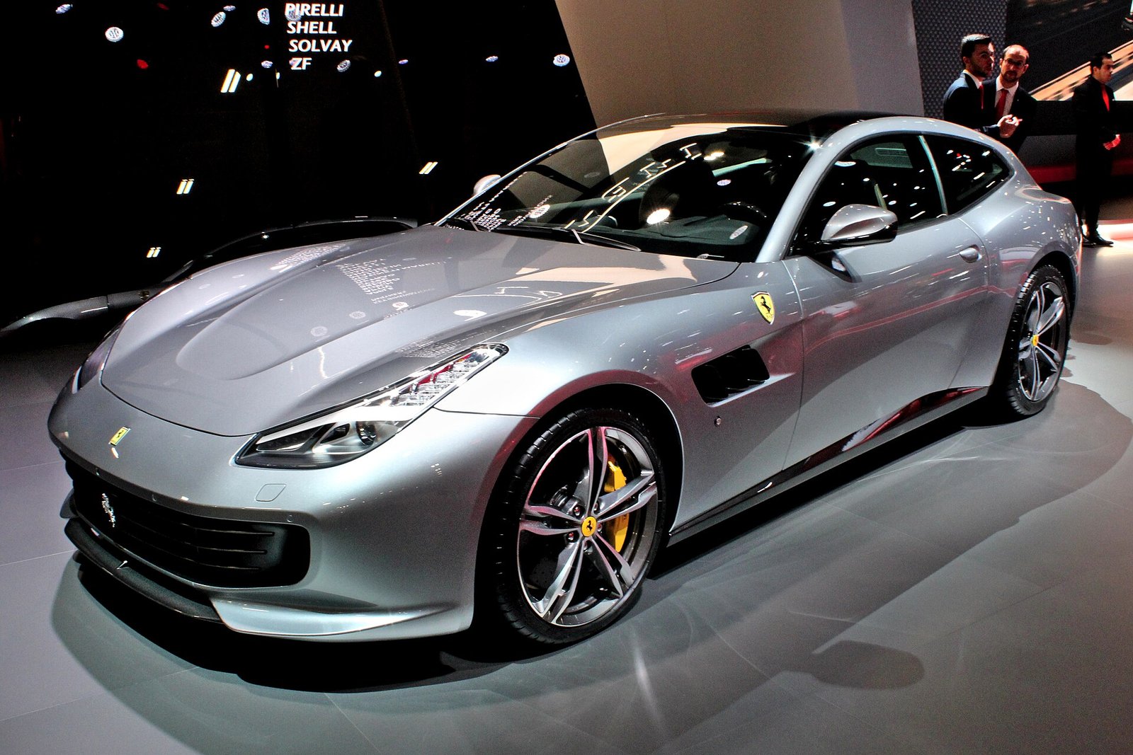 Ferrari GTC4Lusso T