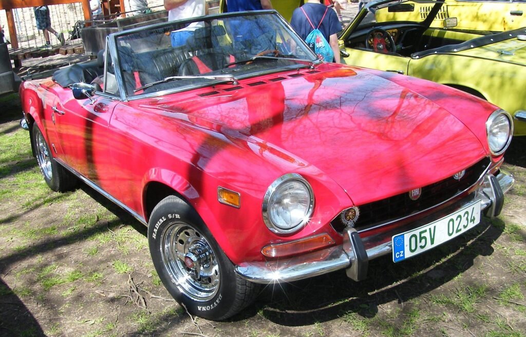 Fiat Abarth 124 Spider photo