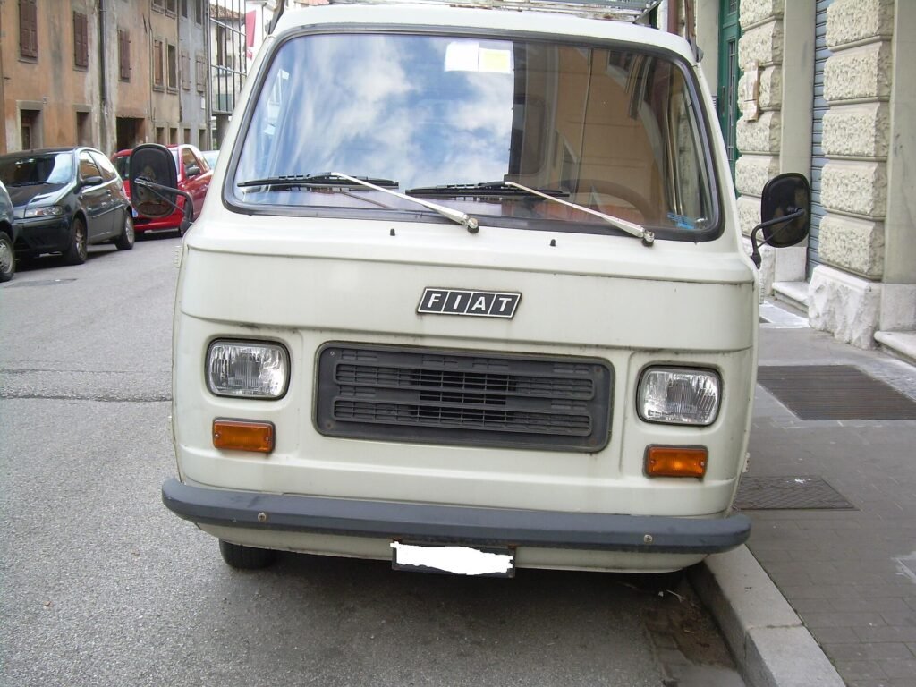 Fiat 900 photo