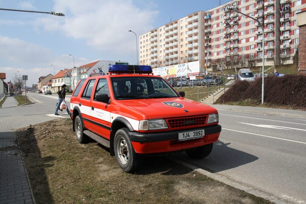 Opel Frontera photo