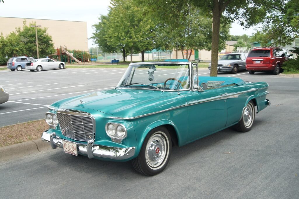 Studebaker Lark Daytona photo