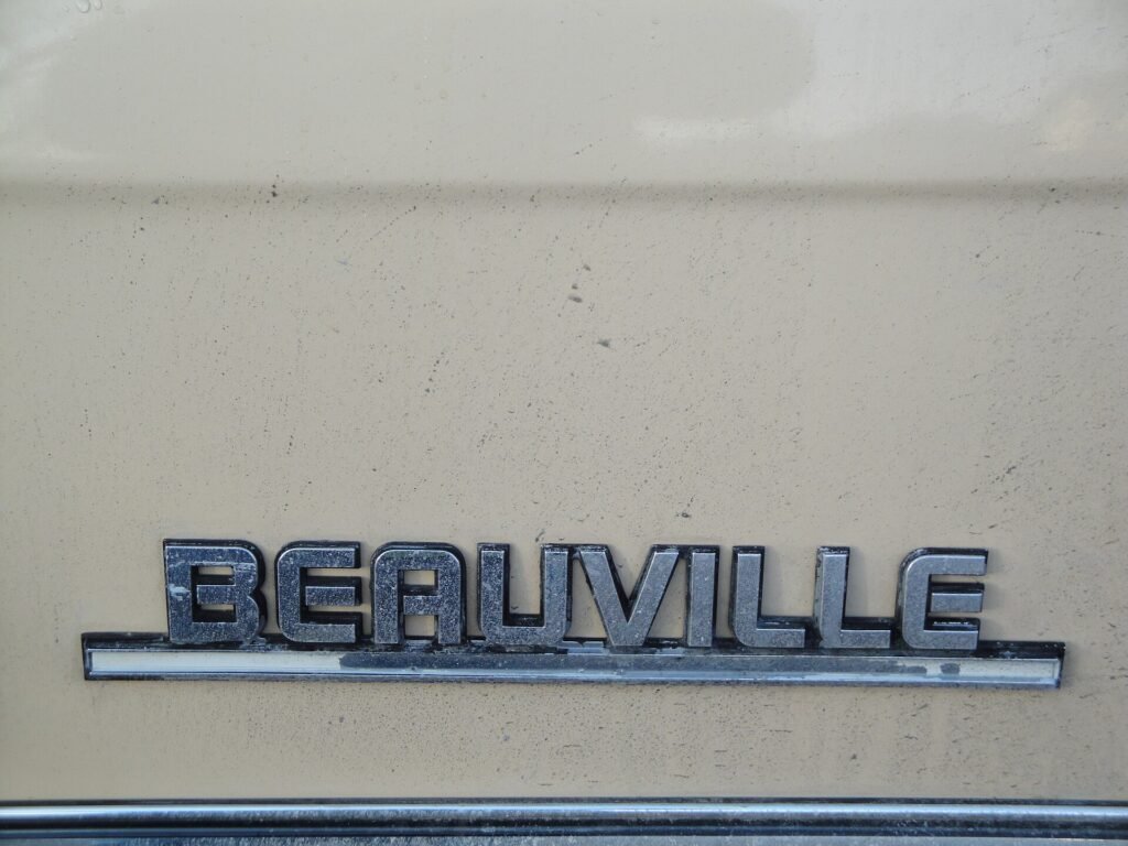 Chevrolet Beauville photo