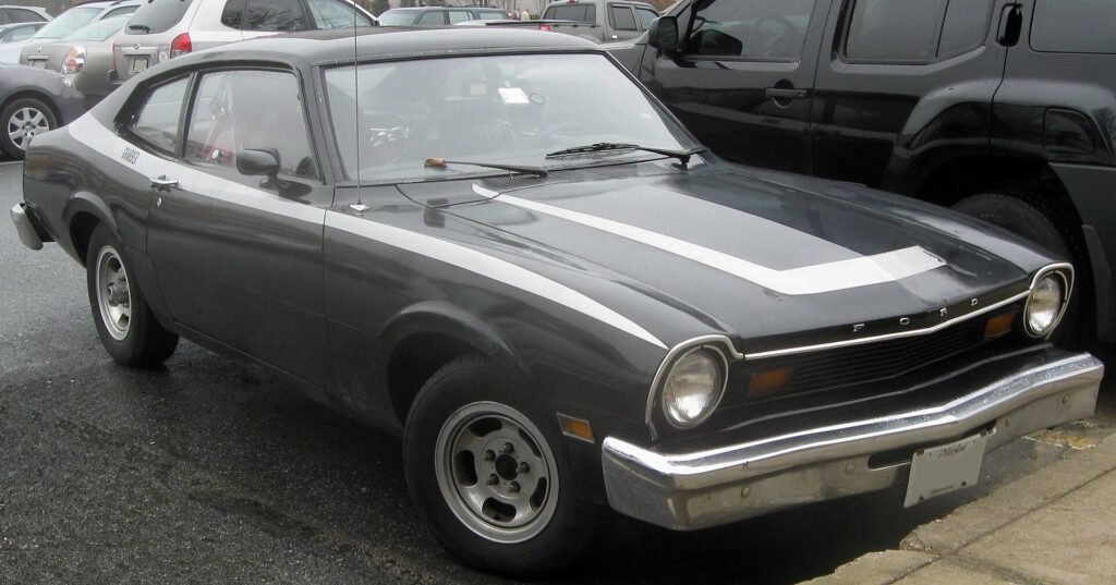 Ford Maverick photo