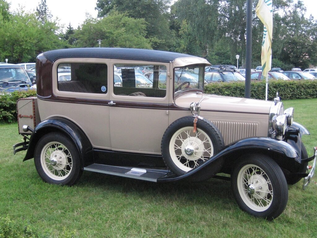 Ford A Ford Tudor photo