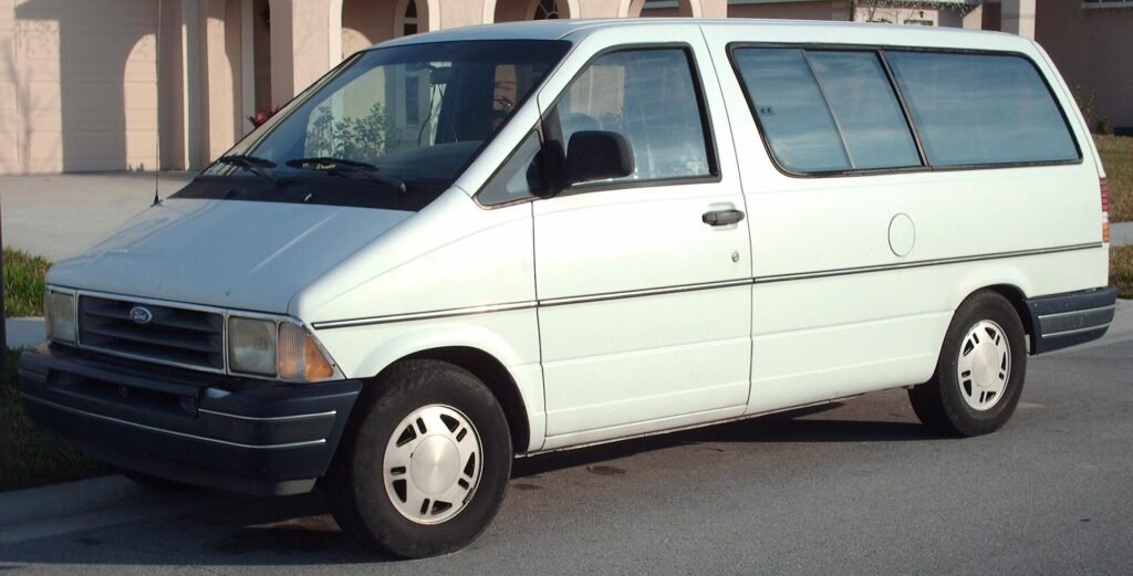 Ford Aerostar photo