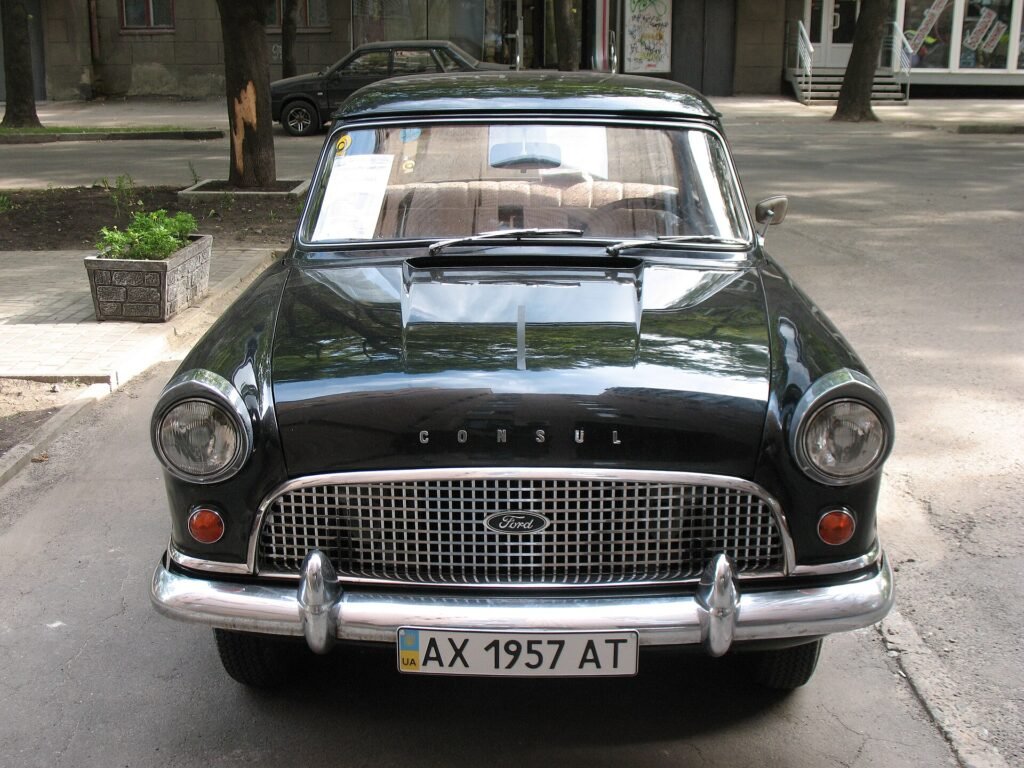 Ford Consul photo
