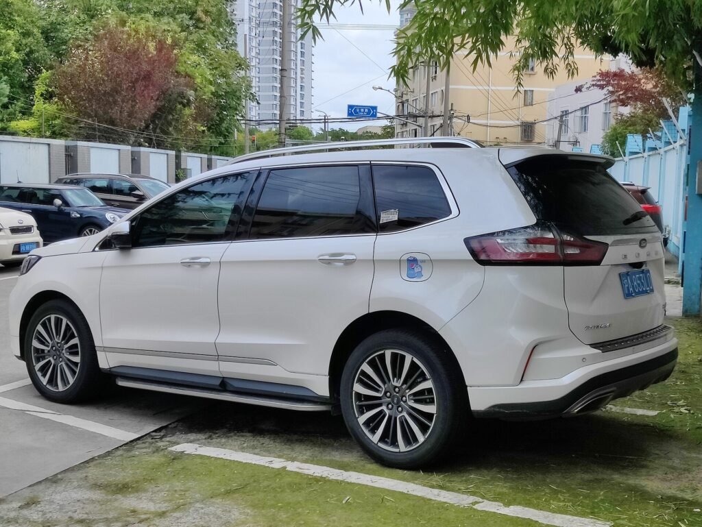 Ford Edge photo