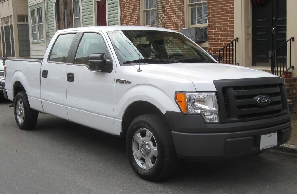 Ford 150 photo