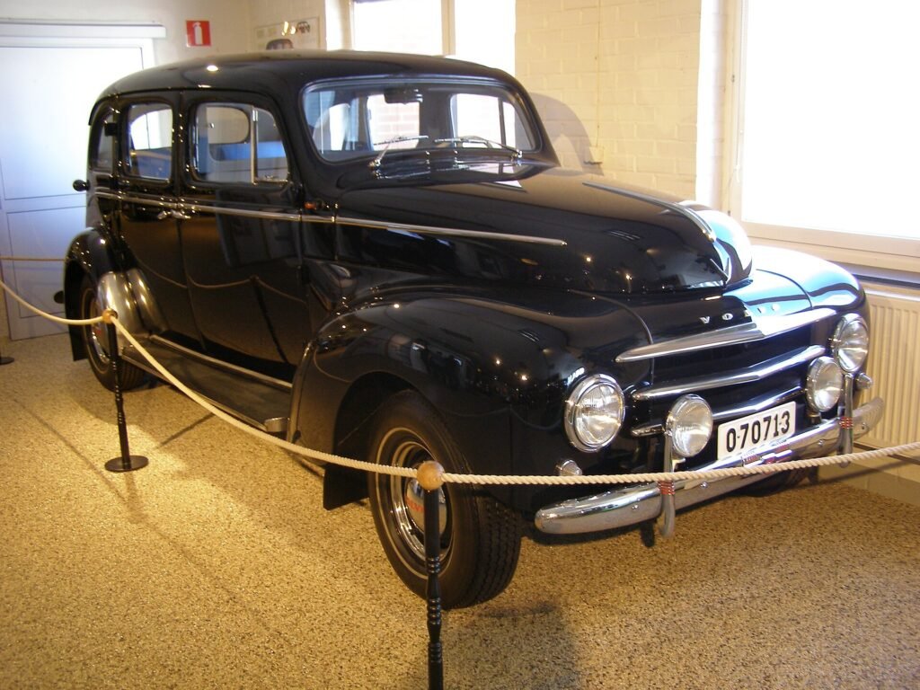 Volvo PV831 photo