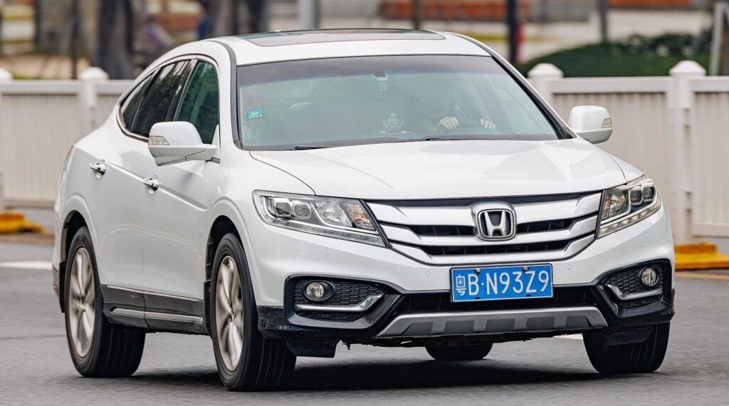 Honda Crosstour photo