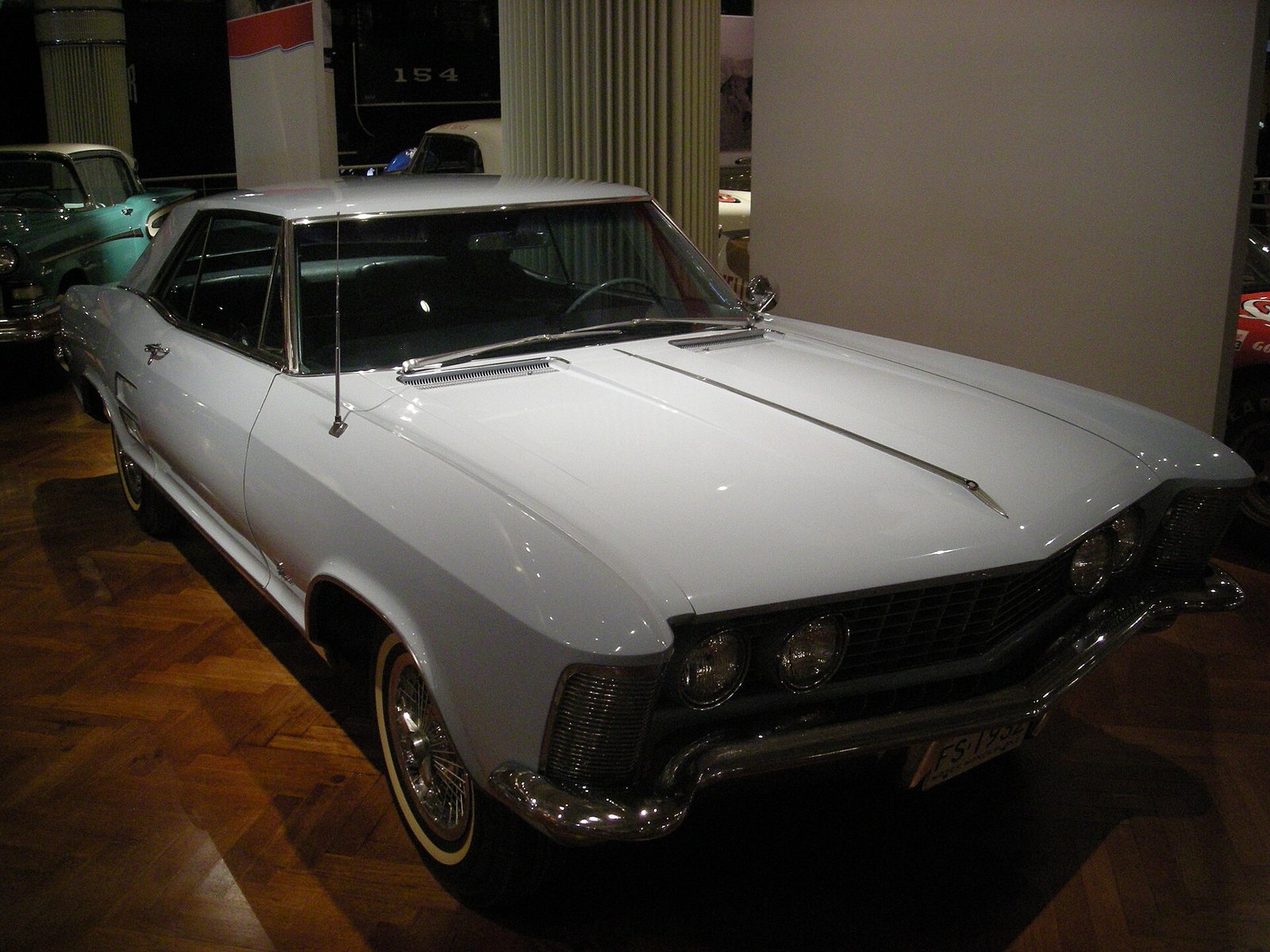 Ford Riviera