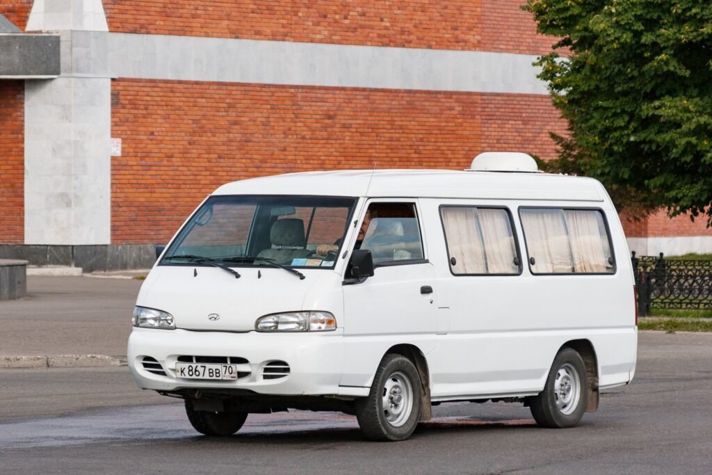 Hyundai H100 photo