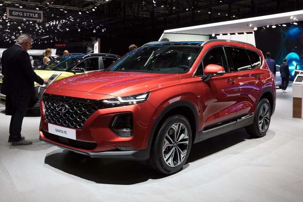 Hyundai Grand Santa FE photo