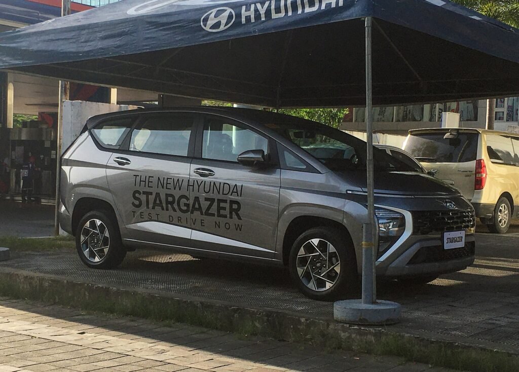 Hyundai Stargazer photo