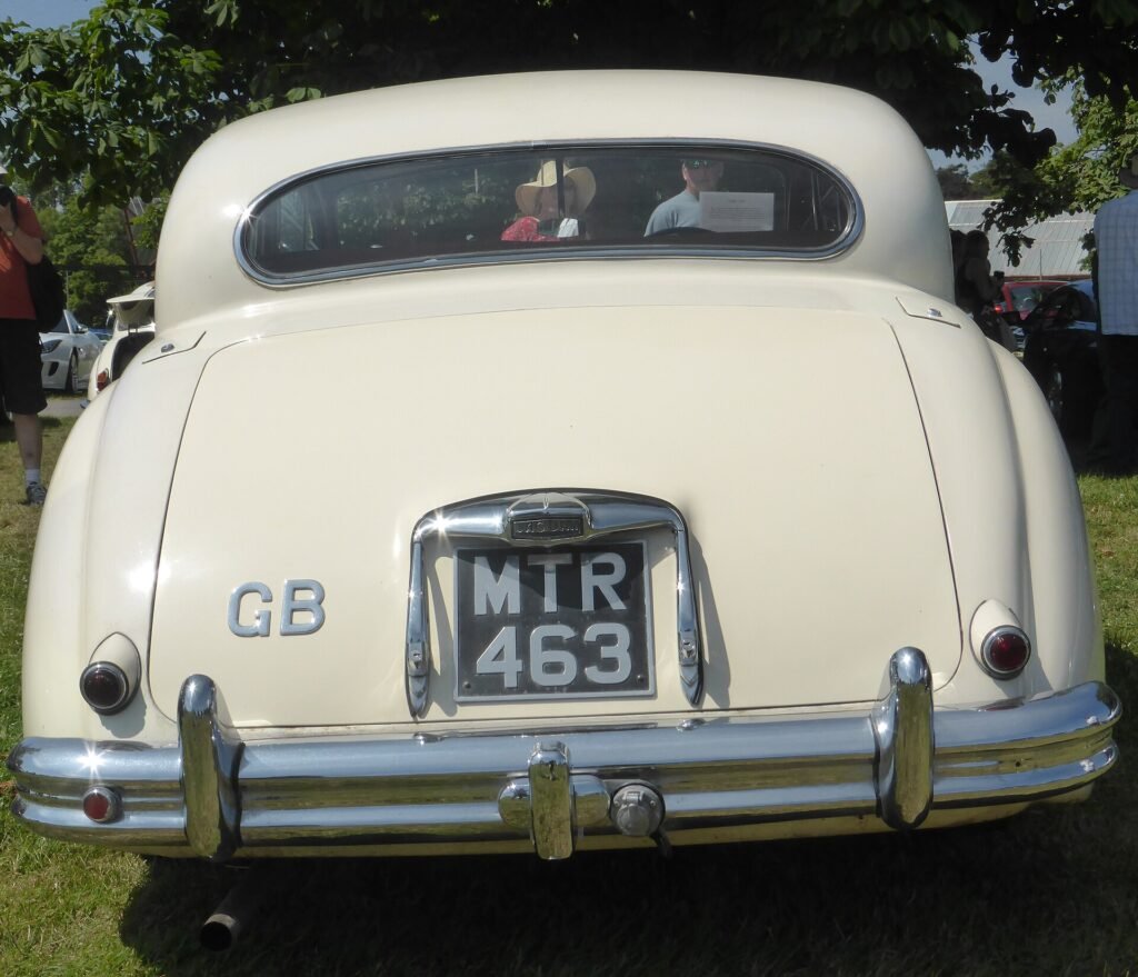 Jaguar Mk 7 M photo