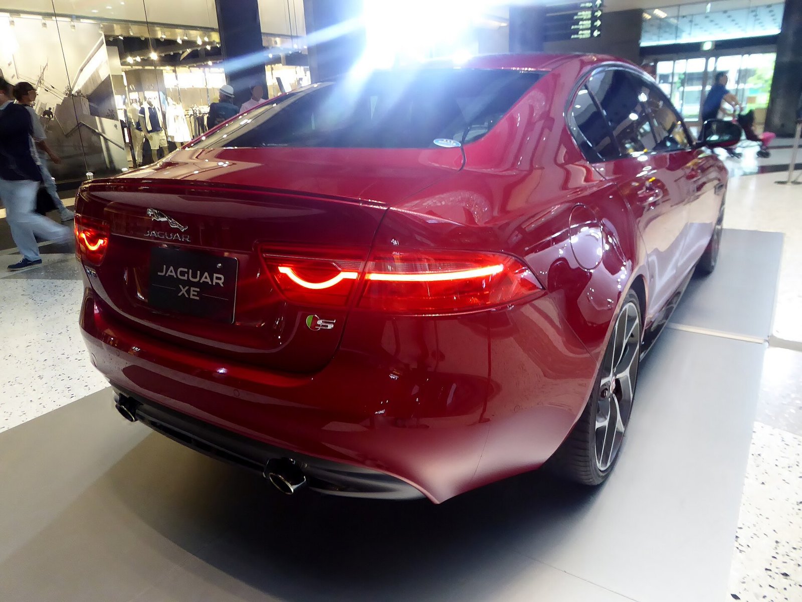 Jaguar Xe