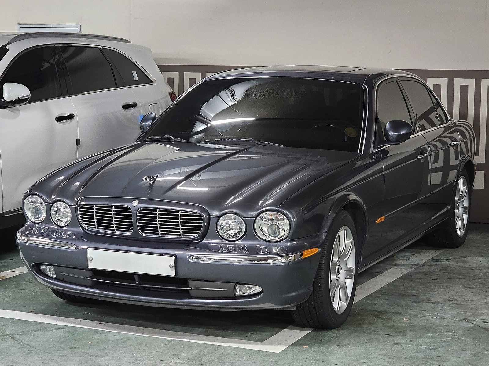 Jaguar XJ8