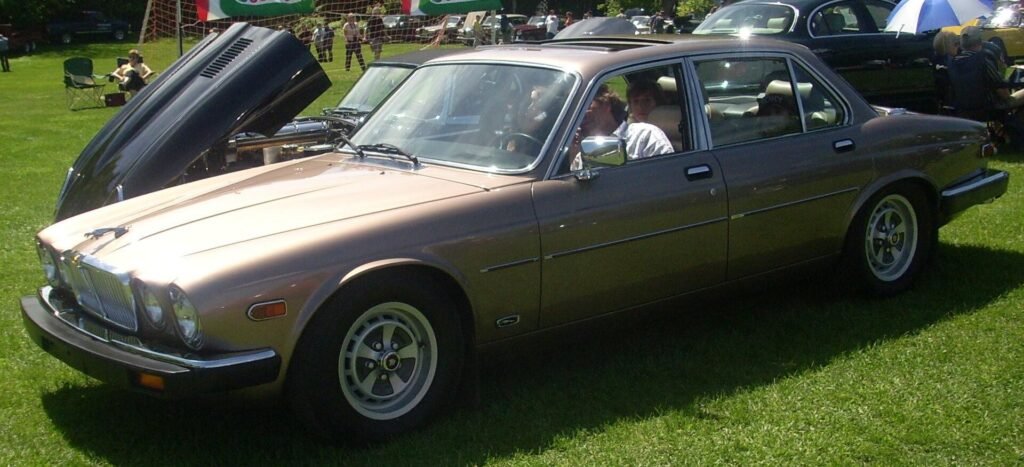 Daimler Xj photo
