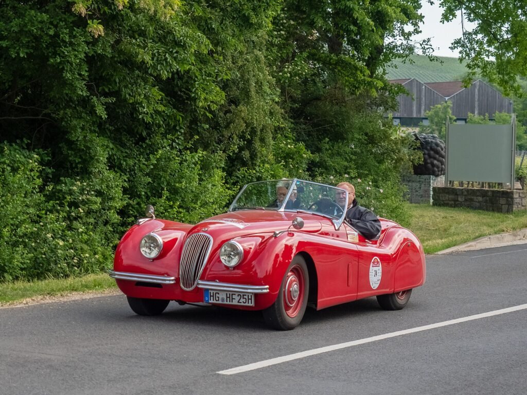 Jaguar XK120 photo