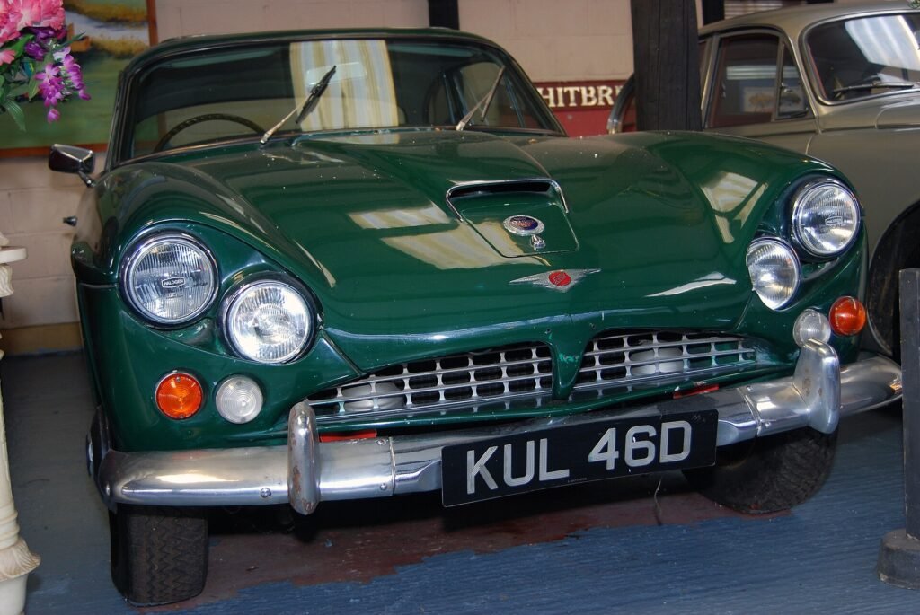 Jensen CV8 photo