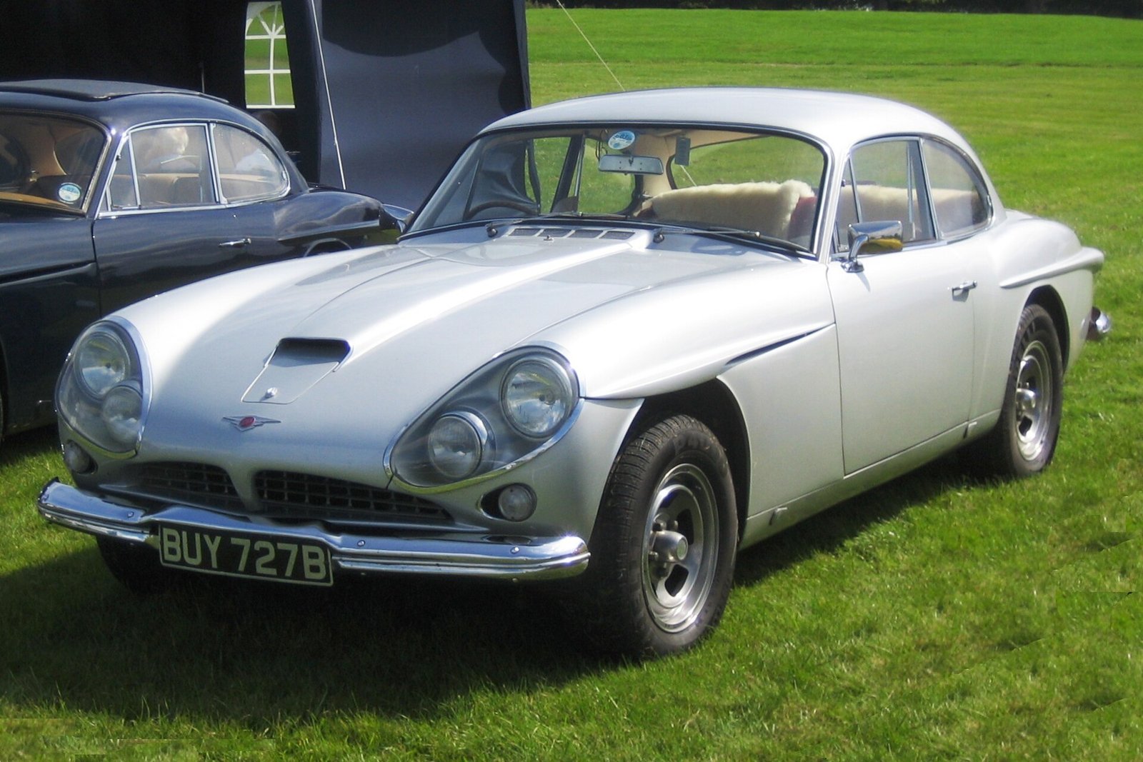 Jensen CV8