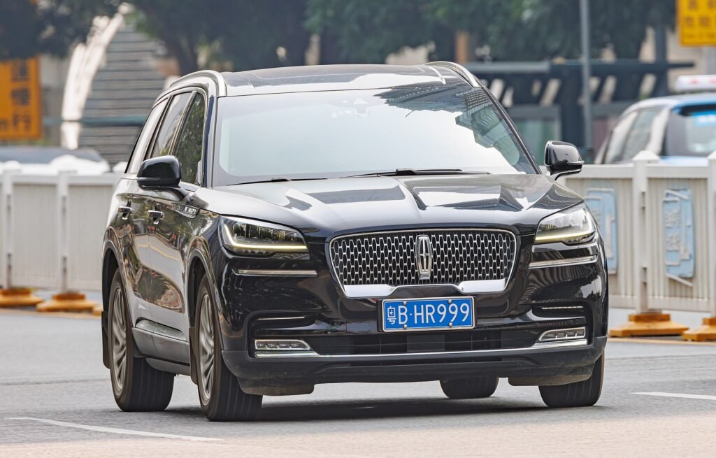 Lincoln Aviator photo