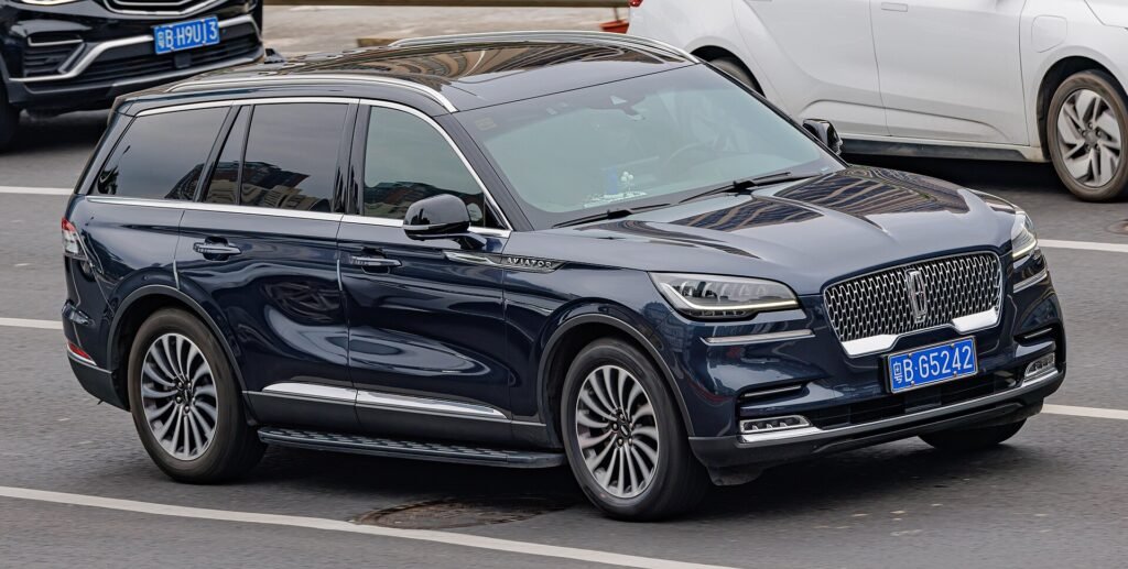 Lincoln Aviator photo