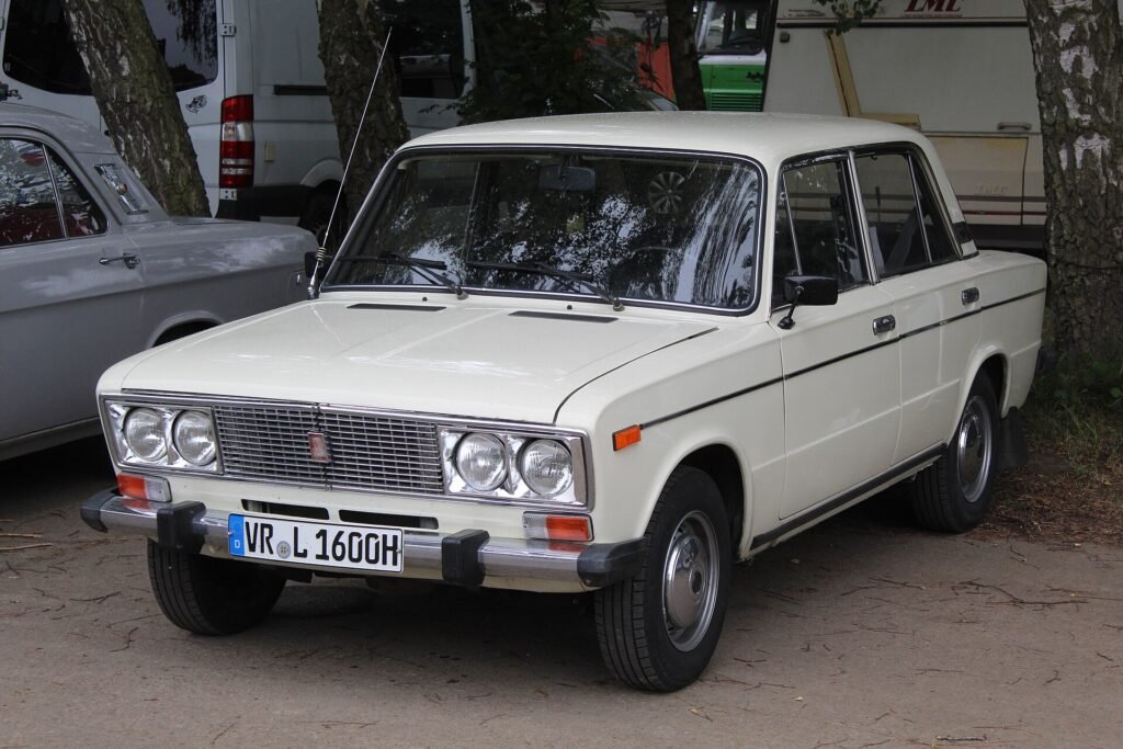 Lada 1600 photo