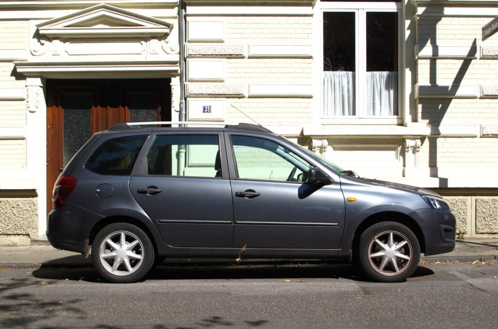 Lada 2194 photo