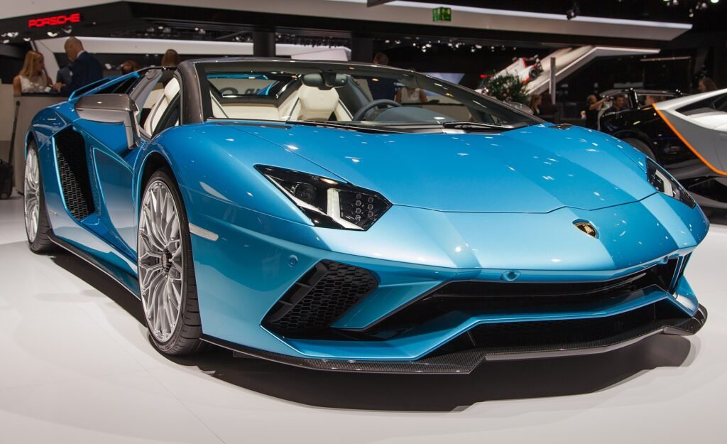 Lamborghini Aventador S Roadster photo