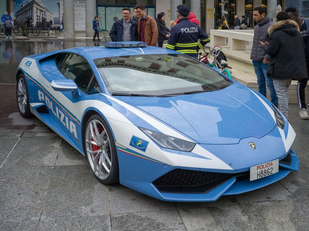 Lamborghini Huracan Sterrato photo