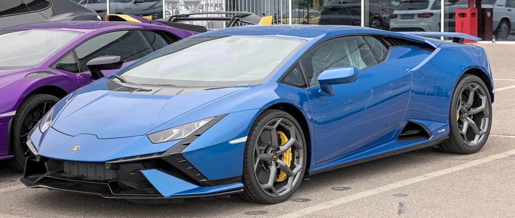 Lamborghini Huracan Sterrato photo