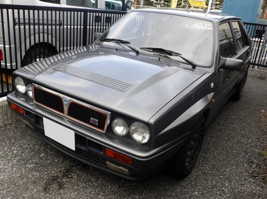 Lancia Delta Hf Integrale 16V photo
