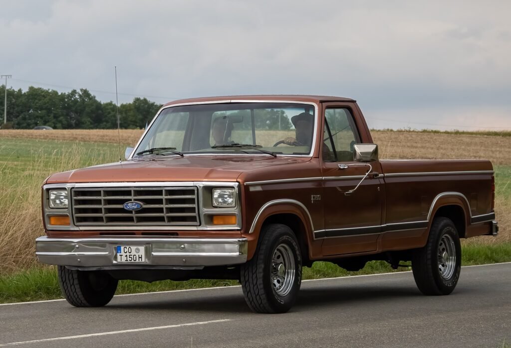 Ford F-150 photo