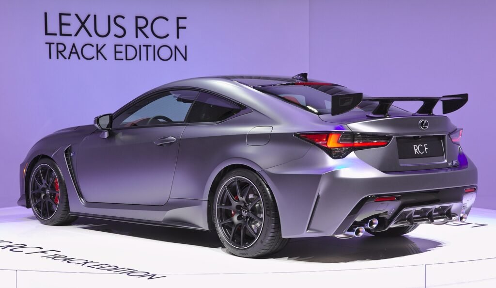 Lexus RC F photo